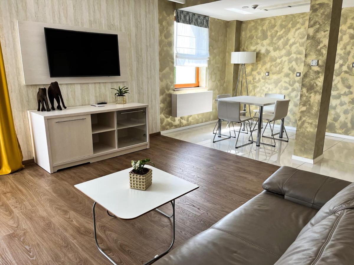 Hotel Kristoff Łaszków Esterno foto